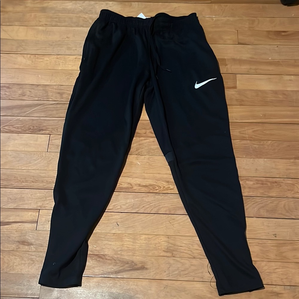 Nike Men's Black Jogger Pants